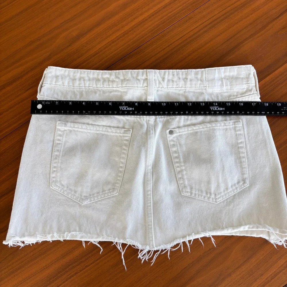 H&M Denim Mini Skirt Small White Raw Hem Fall Coastal Cottage Rush Whimsy Fairy